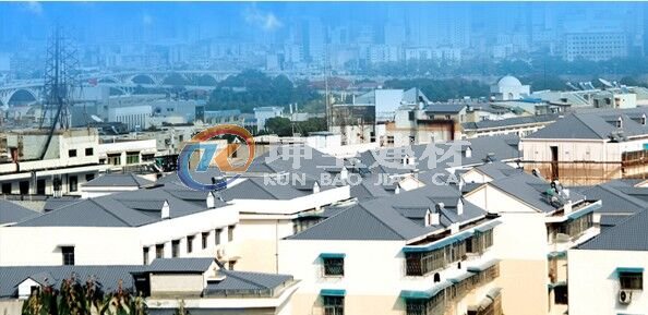 合成樹脂瓦質輕承載力強，是平改坡的理想選擇